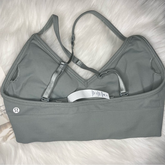 NWT lululemon awakening bra early gray with pads size 4 XS sport’s bra top taryn - Picture 6 of 7